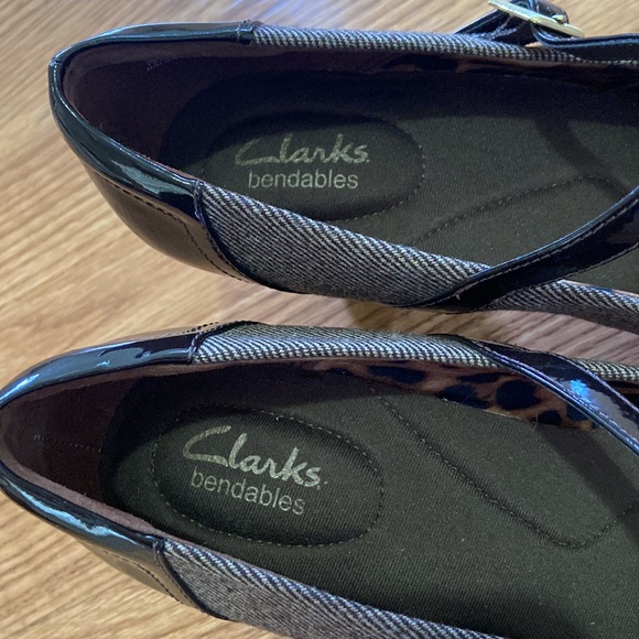 Clarks Brown animal print  3" heels,Size 10M - Picture 2 of 11